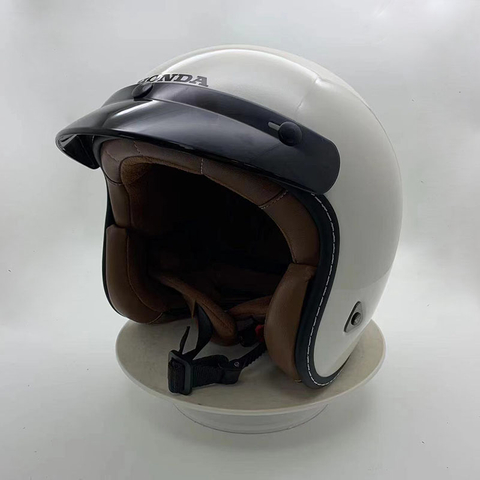 Safe And Lightweight Motorcycle Helmet for Riding With Full Face Shield 